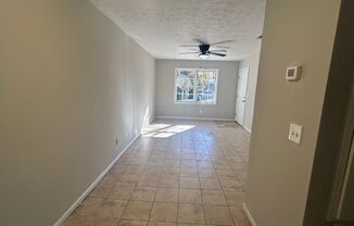 2 beds, 1 bath, 960 sqft, $759, Unit Unit A