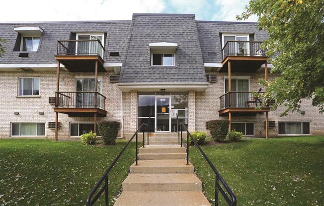 Located At Prime Location at Orion ParkView, Mount Prospect
