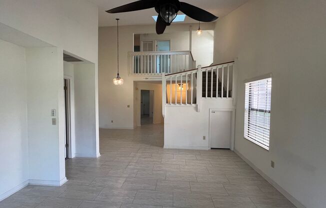 Beautiful 3 bed 2.5 bath townhome