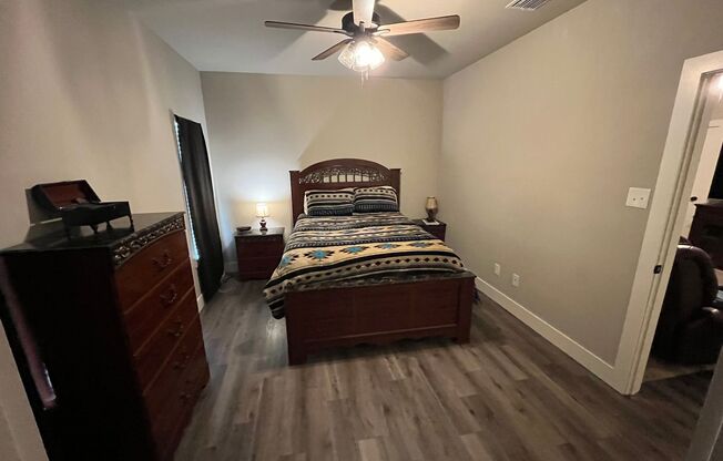 4717 121st Place- Garage Apt.