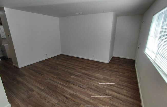 1 bed, 1 bath, 650 sqft, $1,150, Unit 21