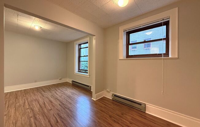 Studio, 1 bath, 280 sqft, $950, Unit 202