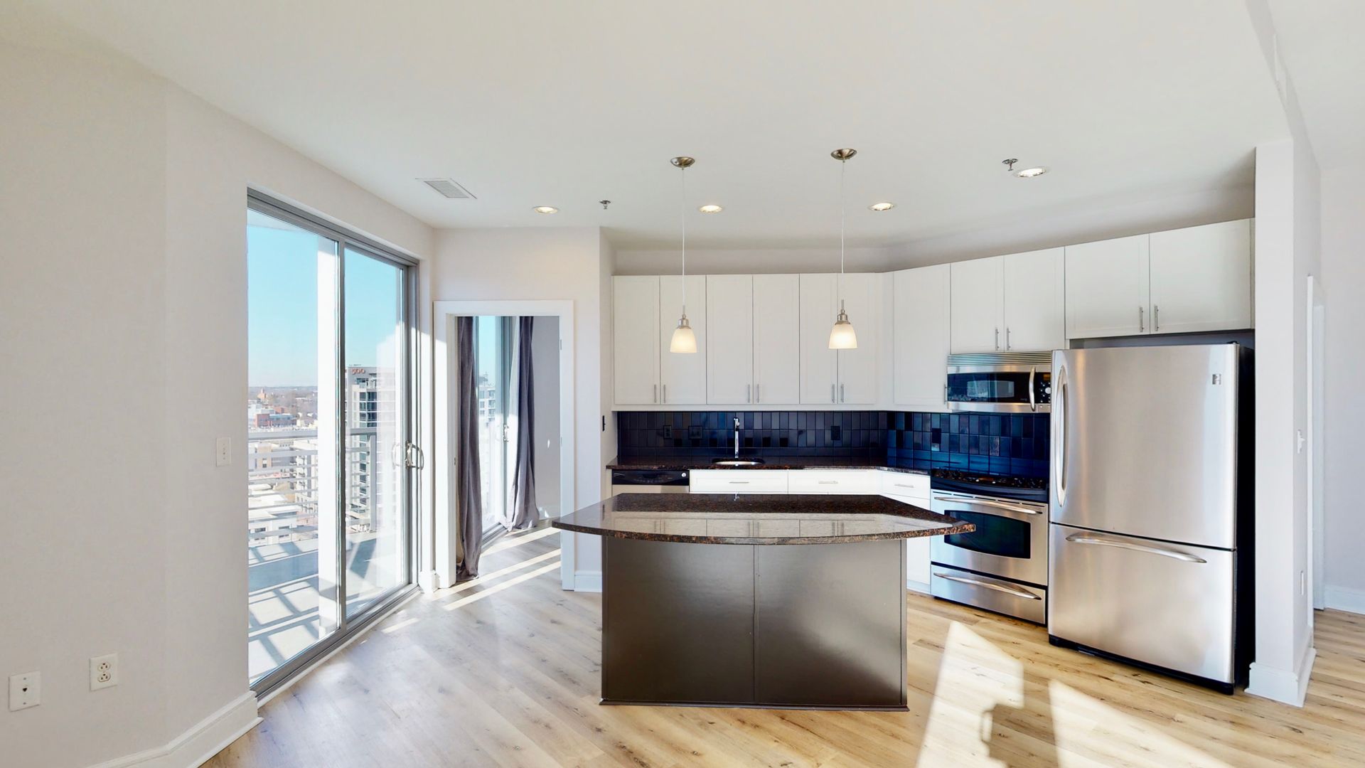 333 W Trade Street #1207