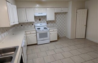 2641 RUTGERS DR