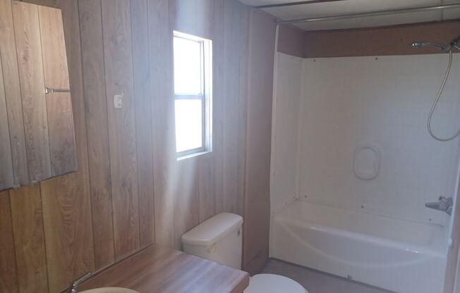 2 beds, 2 baths, $850, Unit Lot 38