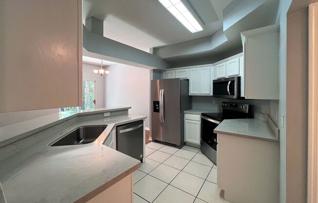 3BR/2.5BA Townhouse in Monticello @ Mill Pond - Available Mid-July!