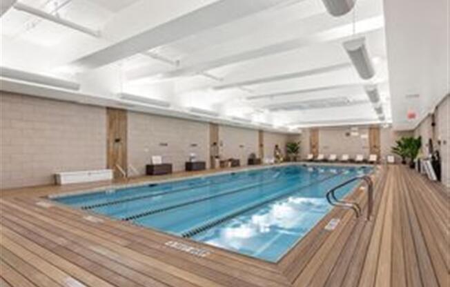 1 bed, 2 baths, 726 sqft, $5,194, Unit 16DW