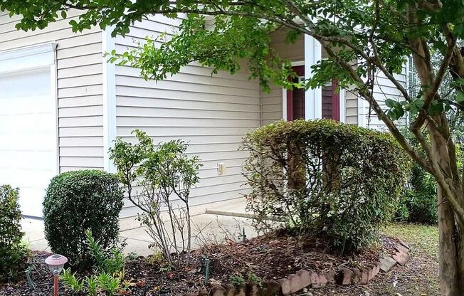 Sought After Riverwood Townhome!