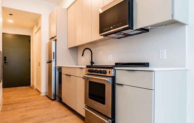 1 bed, 1 bath, 389 sqft, $2,550, Unit 206