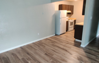 2 beds, 1.5 baths, 1,000 sqft, $975, Unit 1821-5