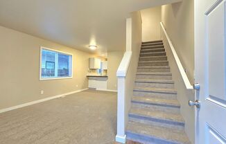 3 beds, 1.5 baths, 900 sqft, $1,925, Unit Unit A