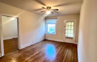 1 bed, 1 bath, $1,350, Unit 3507 Park Ave