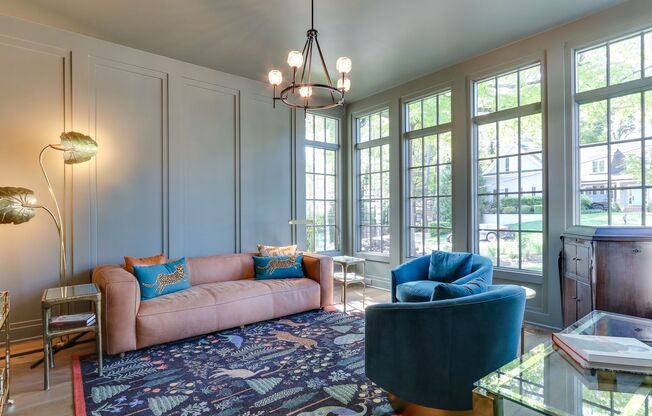 Extrordinary 4BD, 4.5BA Raleigh Home in an Exceptional Neighborhood, Near Premium Amenities