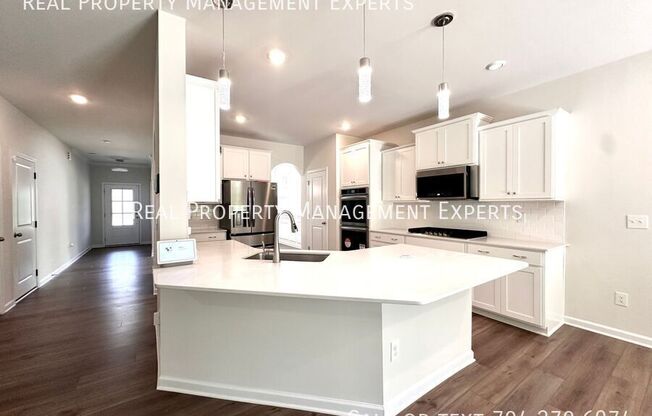 146 DOGWOOD GRV PL