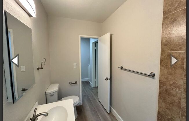 2 beds, 1 bath, 650 sqft, $2,290, Unit 12