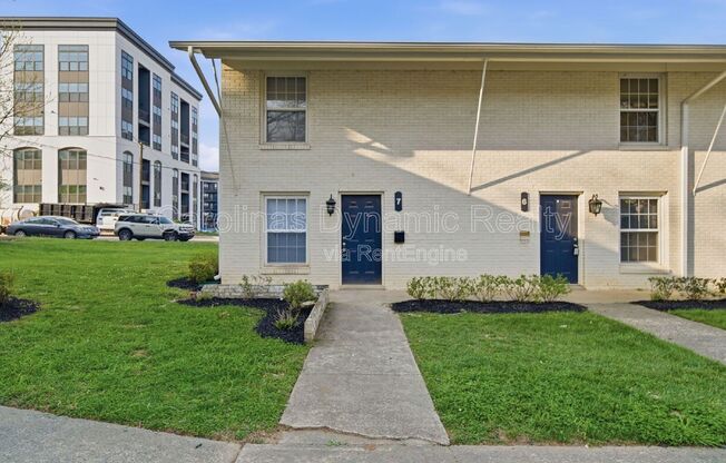 325 S Gardner Avenue