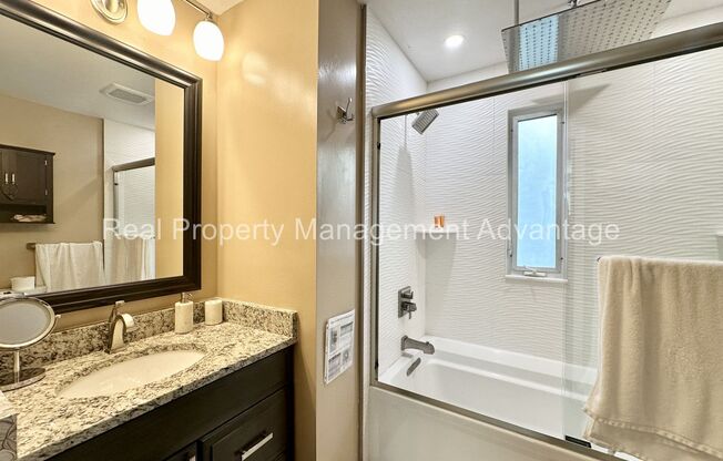 2 beds, 1 bath, 782 sqft, $1,445, Unit Unit #1