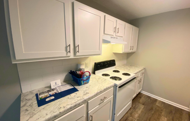 2 beds, 1 bath, 750 sqft, $1,295, Unit 1015- Guadal
