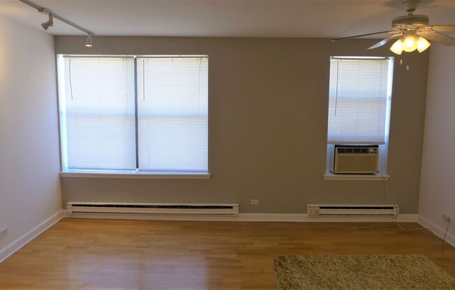 808-12 W Junior Terrace