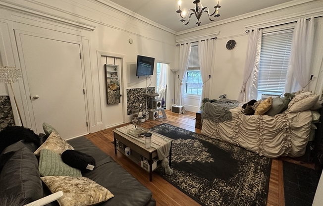 107 Charles Street 4