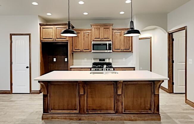 4 Bedroom 2 Bath Home Centrally Located in NW OKC