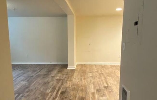Studio, 1 bath, 619 sqft, $1,295, Unit D01A