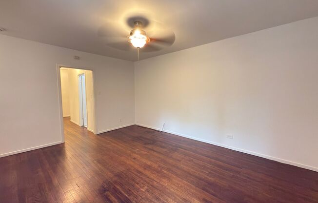 Studio, 1 bath, 450 sqft, $1,295, Unit 5535-1A