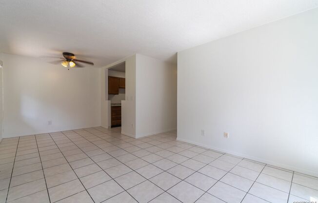 2 beds, 1 bath, $2,612.5