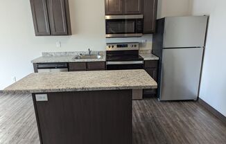 1 bed, 1 bath, 530 sqft, $925, Unit 408