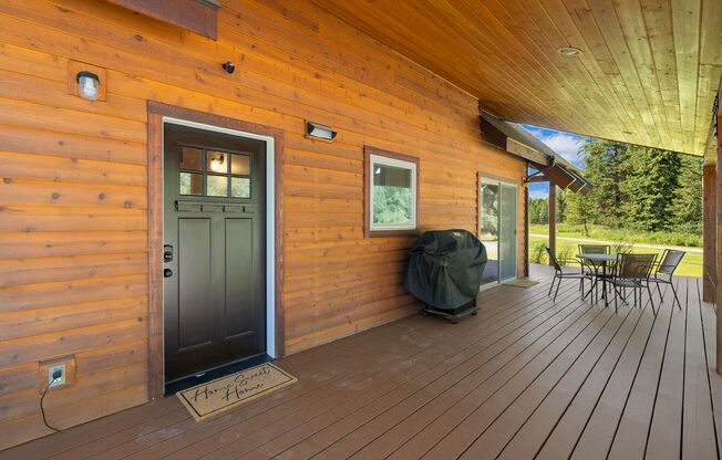 Welcome to Your Mountain Retreat in Columbia Falls, Montana that Sleeps 8!