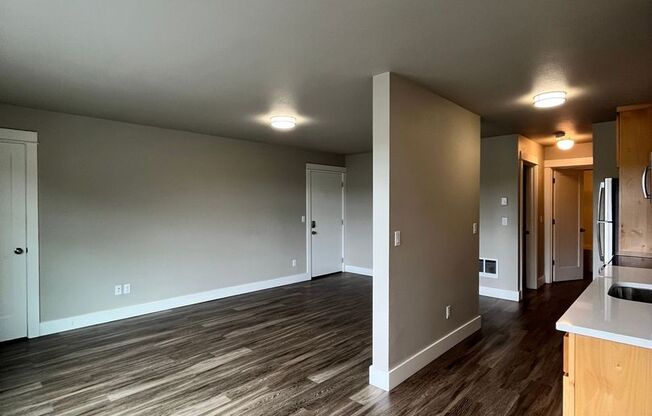 1 bed, 1 bath, $1,595, Unit 04