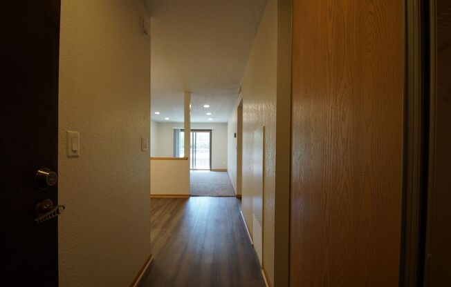 1 bed, 1 bath, 780 sqft, $1,374, Unit 220