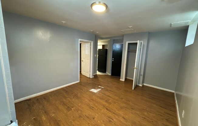 1 bed, 1 bath, $1,100, Unit 1A