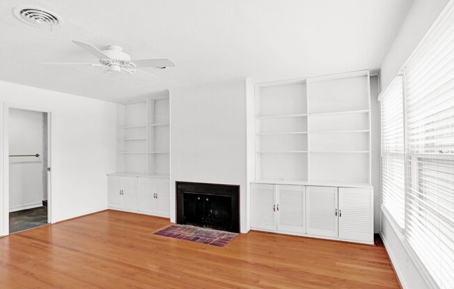 Convenient Living in Dallas – 3BR/2BA Home with Great Location