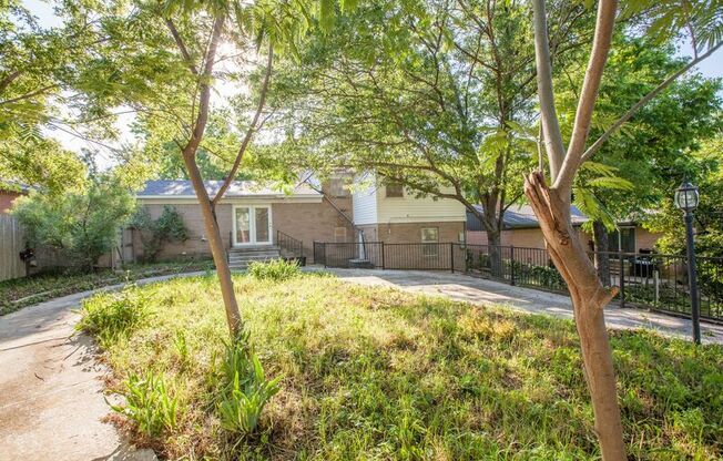 3503 LOGANWOOD