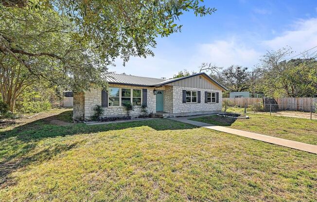 Fantastic 3-Bedroom Home in Bertram