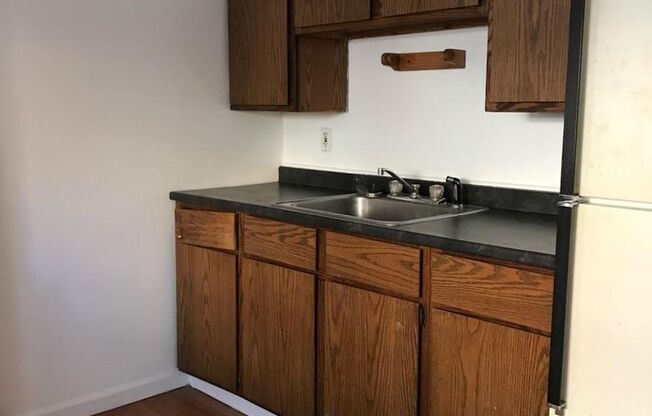 Carrick NEW 4 bedroom apartment. Section 8 accepted