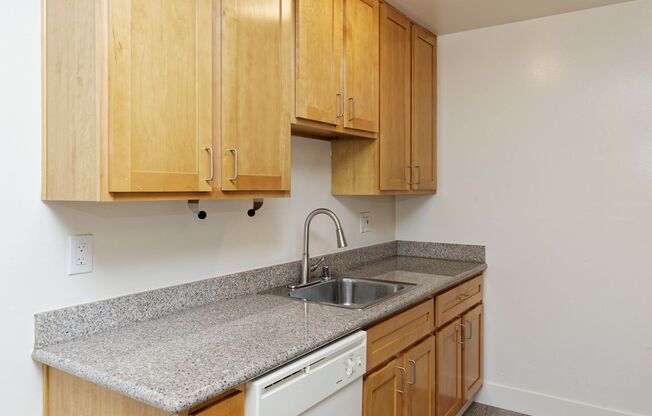 1 bed, 1 bath, 650 sqft, $1,971, Unit 29