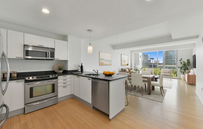 2 beds, 1 bath, 911 sqft, $3,750, Unit 617