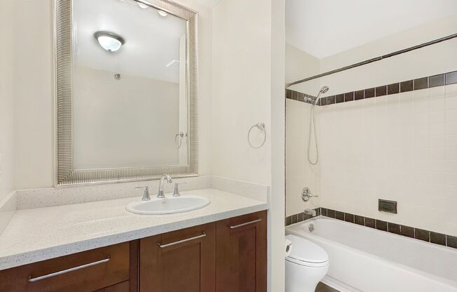 2 beds, 2 baths, $3,200