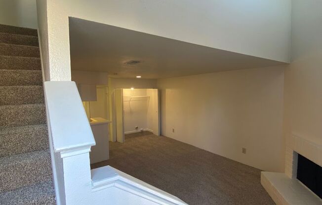 1 bed, 1.5 baths, 866 sqft, $935, Unit 2208