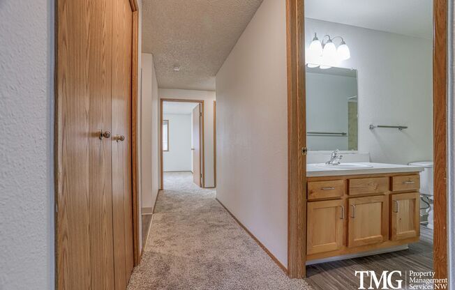 1 bed, 1 bath, 798 sqft, $1,350, Unit C14