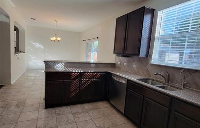 3 beds, 2 baths, $2,150