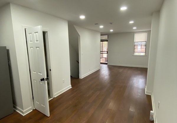 423 N HIGHLAND AVE