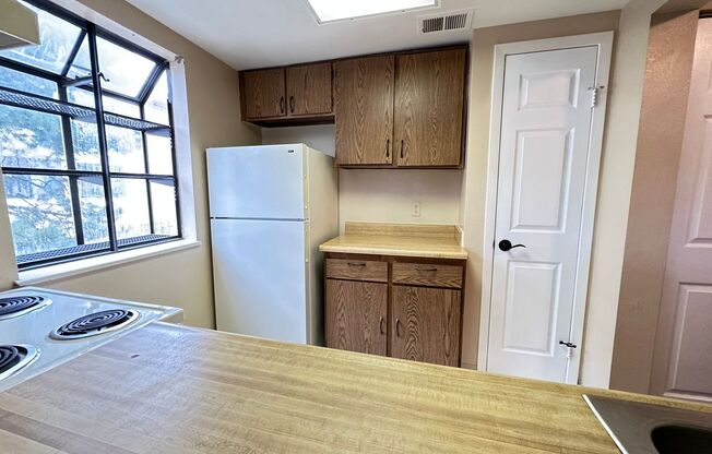 1 bed, 1 bath, $1,600, Unit Unit 202