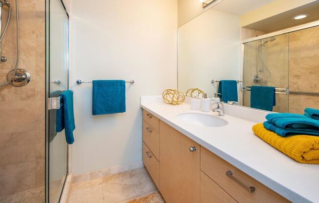 2 beds, 1.5 baths, $3,100, Unit # 706