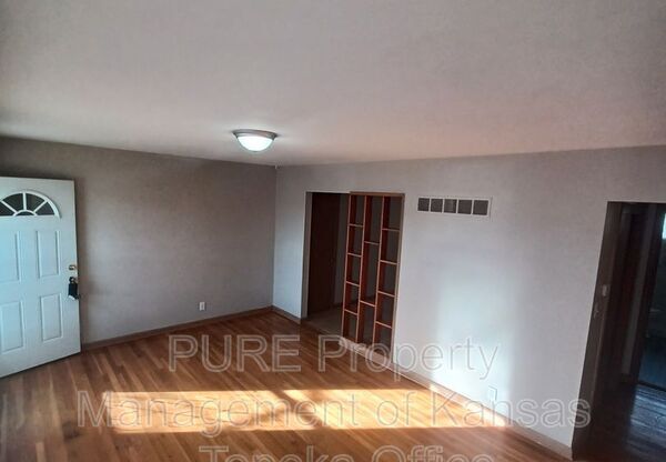 2115 SW VAN BUREN
