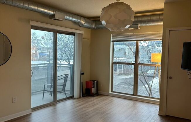 2 beds, 1 bath, 793 sqft, $1,900, Unit 207