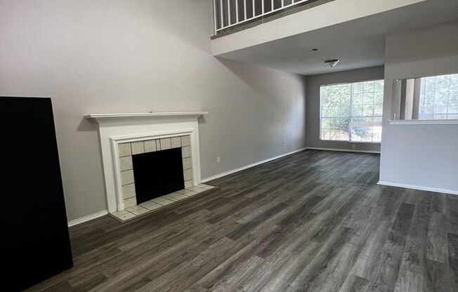 3721 FLINTWOOD TRL