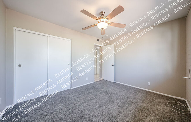 12402 N PEBBLE BCH DR